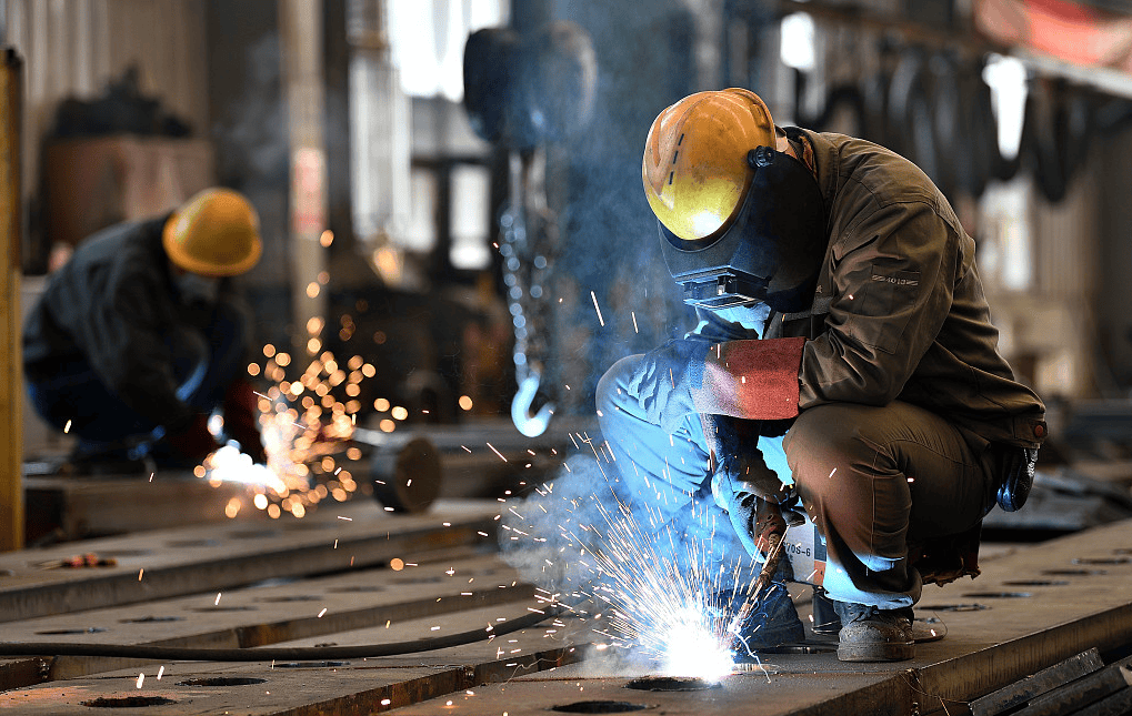 對中國出手，加征12%關(guān)稅！